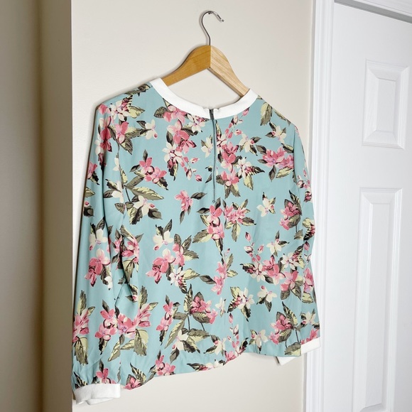 Forever 21 Floral Top - Picture 6 of 7
